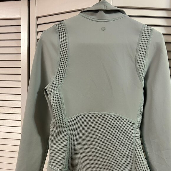 Lululemon Fitted Jacket: Size S - Picture 4 of 16